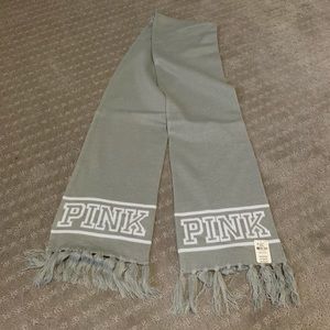 ❌❌SOLD❌❌NWT Victoria Secrets Pink Scarf